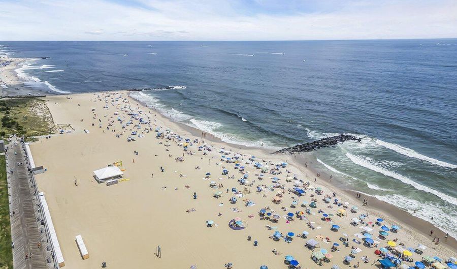 510 Deal Lake Dr 8F, Asbury Park, NJ 07712 - 0 Beds, 1 Bath