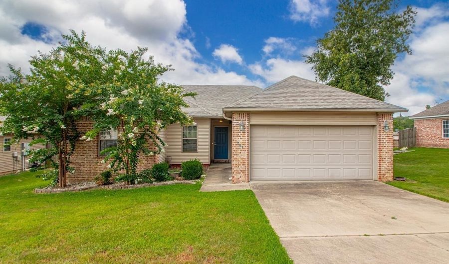 705 Fair Ln, Alexander, AR 72002 - 3 Beds, 2 Bath