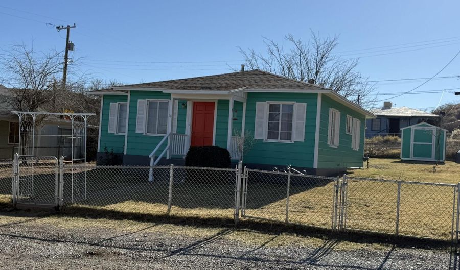 91 NEPTUNE Ave, Bisbee, AZ 85603 - 3 Beds, 1 Bath