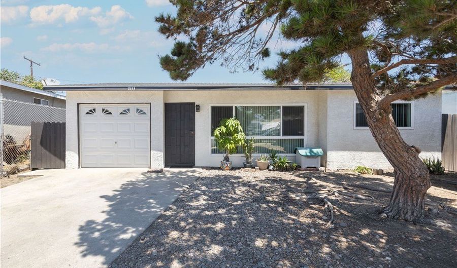 2133 E Lucien St, Compton, CA 90222 - 5 Beds, 2 Bath