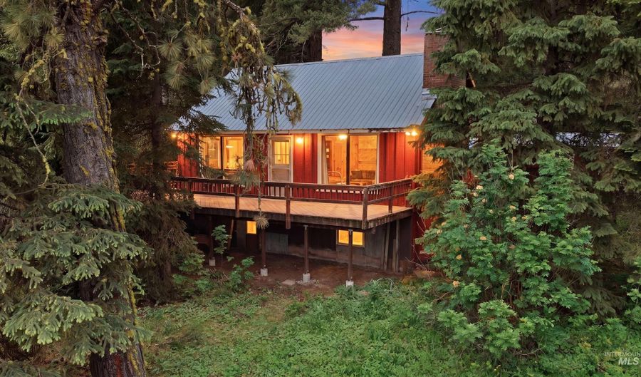 2 Cub Trl, Cascade, ID 83611 - 2 Beds, 1 Bath