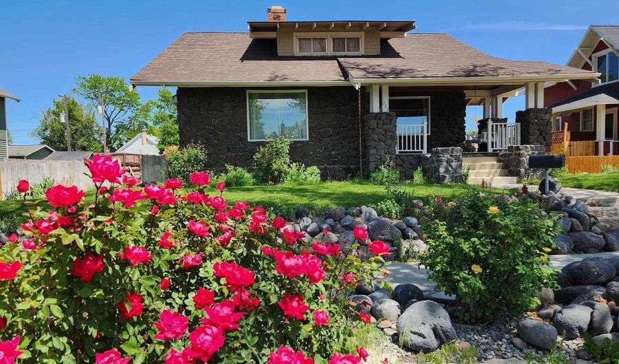 222 N 9th, Buhl, ID 83316 - 3 Beds, 3 Bath
