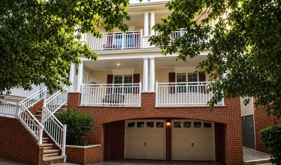 30 ANDREW St, Bayonne, NJ 07002 - 6 Beds, 4 Bath