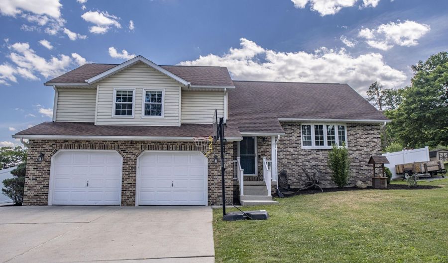 359 Reiling Ln, Altoona, PA 16601 - 3 Beds, 2 Bath