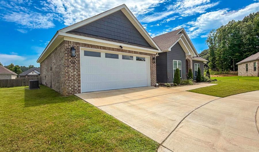 166 Roman Heights Ave, Alexander, AR 72002 - 3 Beds, 2 Bath