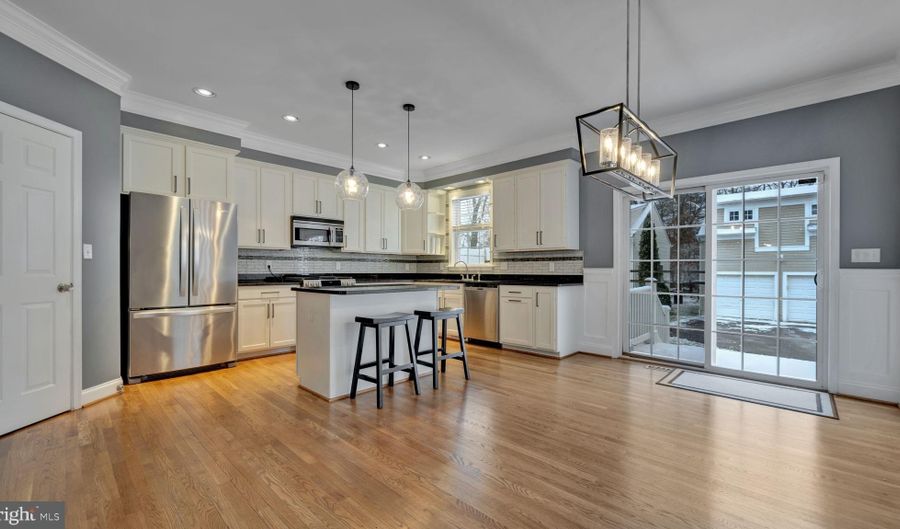 1833- B DREW St, Annapolis, MD 21401 - 3 Beds, 4 Bath