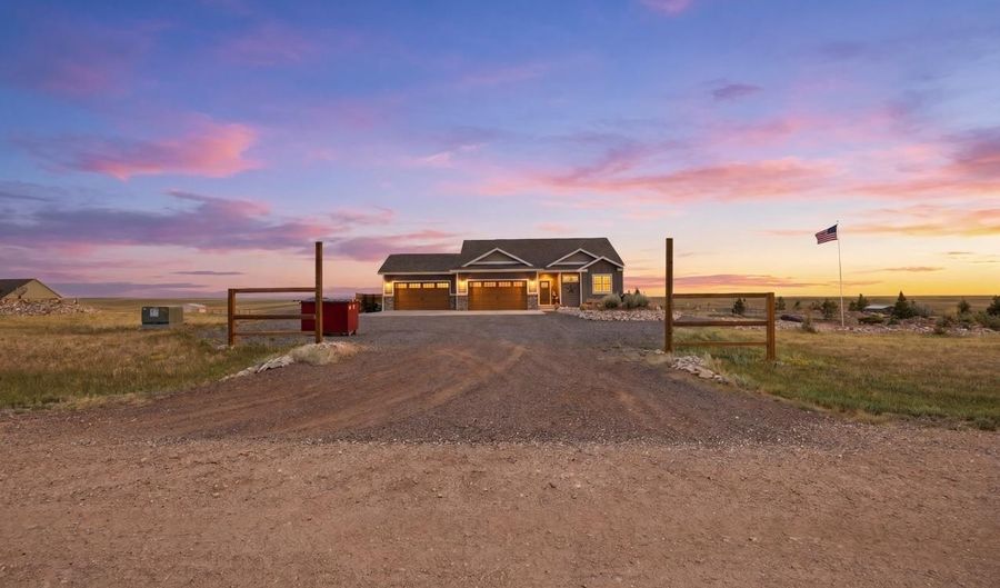 1520 SCENIC RIDGE Dr, Cheyenne, WY 82009 - 4 Beds, 3 Bath