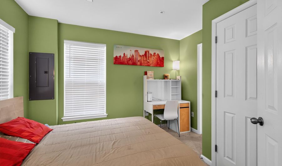 7210 SILVER THORN Way, Beltsville, MD 20705 - 3 Beds, 4 Bath