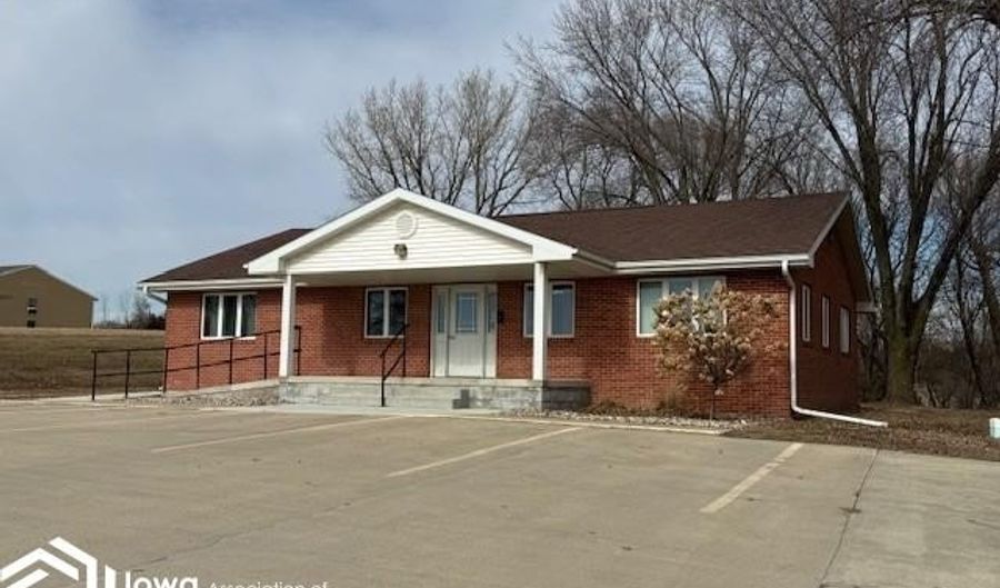 418 W Hwy 18, Algona, IA 50511 - 0 Beds, 0 Bath