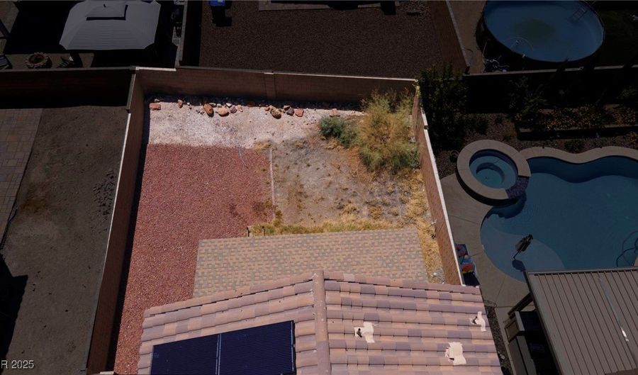 121 Brookhouse Ct, Henderson, NV 89011 - 3 Beds, 2 Bath