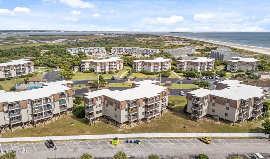 2008 E Ft Macon Rd E H11, Atlantic Beach, NC 28512 - 2 Beds, 2 Bath