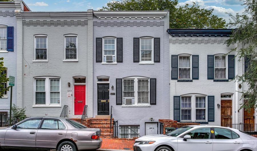 1211 33RD St NW 2, Washington, DC 20007 - 1 Beds, 1 Bath