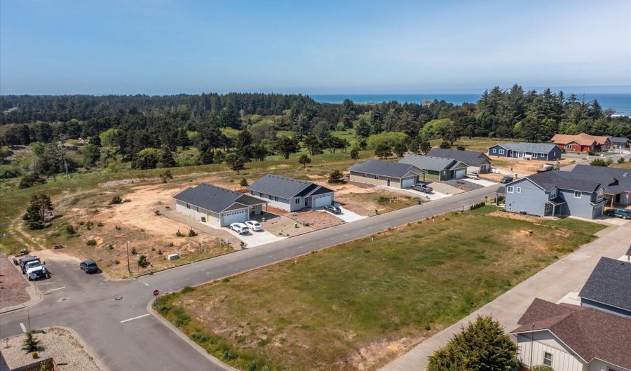 728 Seacrest Dr, Bandon, OR 97411 - 0 Beds, 0 Bath