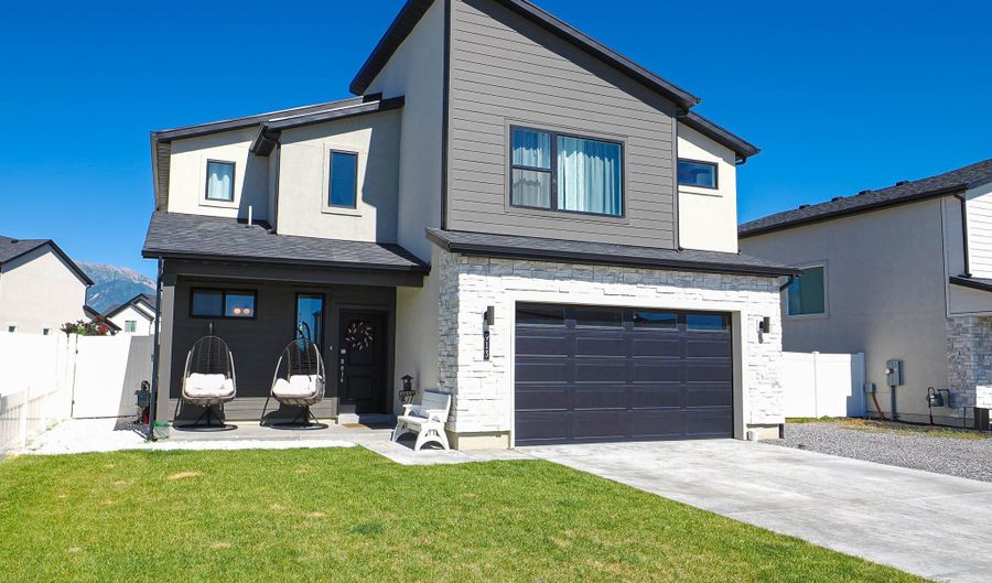 913 S 850 W, American Fork, UT 84003 - 3 Beds, 3 Bath