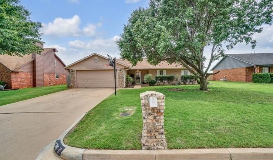 1100 Ruth Rd, Altus, OK 73521 - 3 Beds, 2 Bath