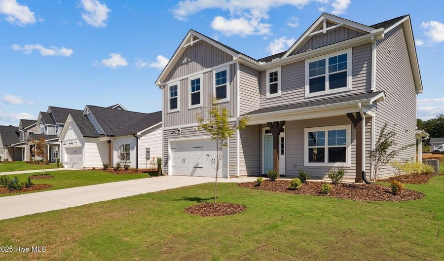 500 Grassy Gap Trl, Aberdeen, NC 28315 - 5 Beds, 3 Bath