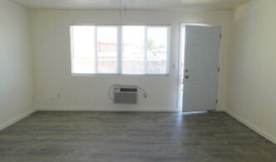 1629 TURQUOISE, Bullhead City, AZ 86442 - 1 Beds, 1 Bath