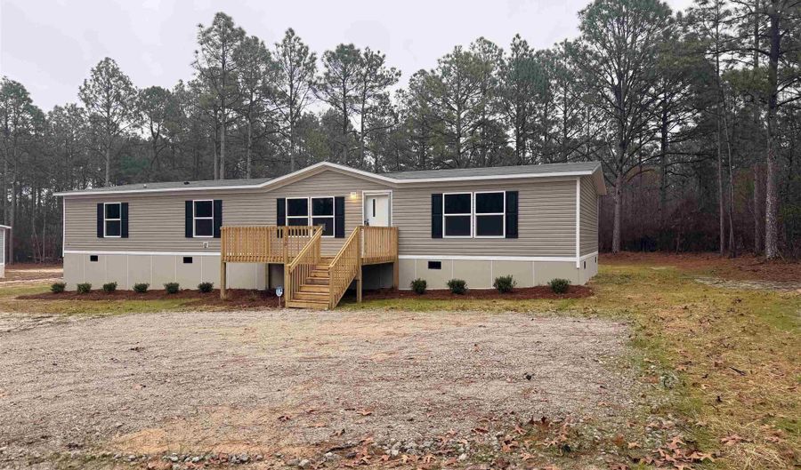 130 Carlton Dr, Batesburg, SC 29006 - 4 Beds, 2 Bath