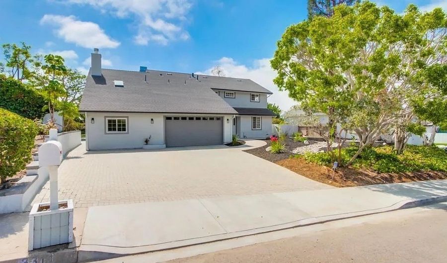 3311 La Costa Ave, Carlsbad, CA 92009 - 5 Beds, 3 Bath