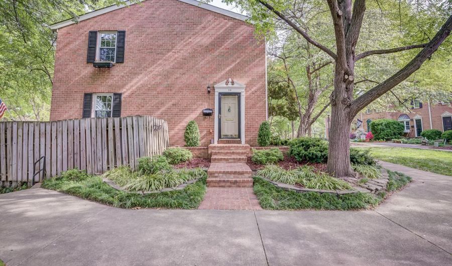 514 S HENRY St, Alexandria, VA 22314 - 3 Beds, 3 Bath