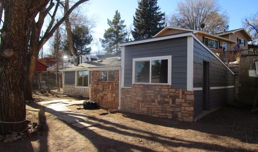 2611 W Bijou St, Colorado Springs, CO 80904 - 1 Beds, 1 Bath