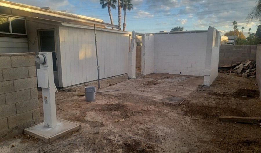 5495 Everglade St, Las Vegas, NV 89142 - 3 Beds, 2 Bath