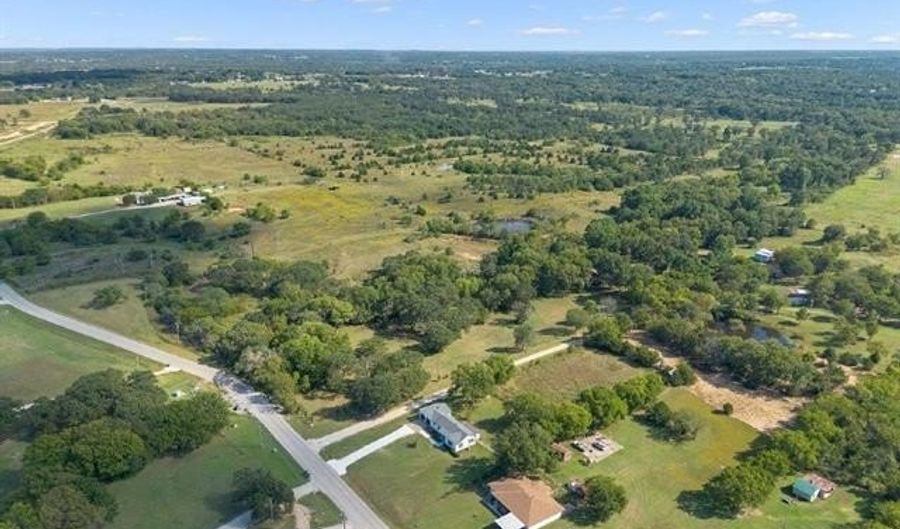 2430 3rd Ave NE, Ardmore, OK 73401 - 3 Beds, 1 Bath