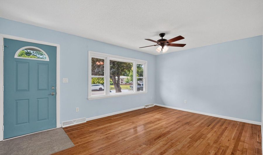 1013 Yuma Ave, Ames, IA 50014 - 4 Beds, 2 Bath