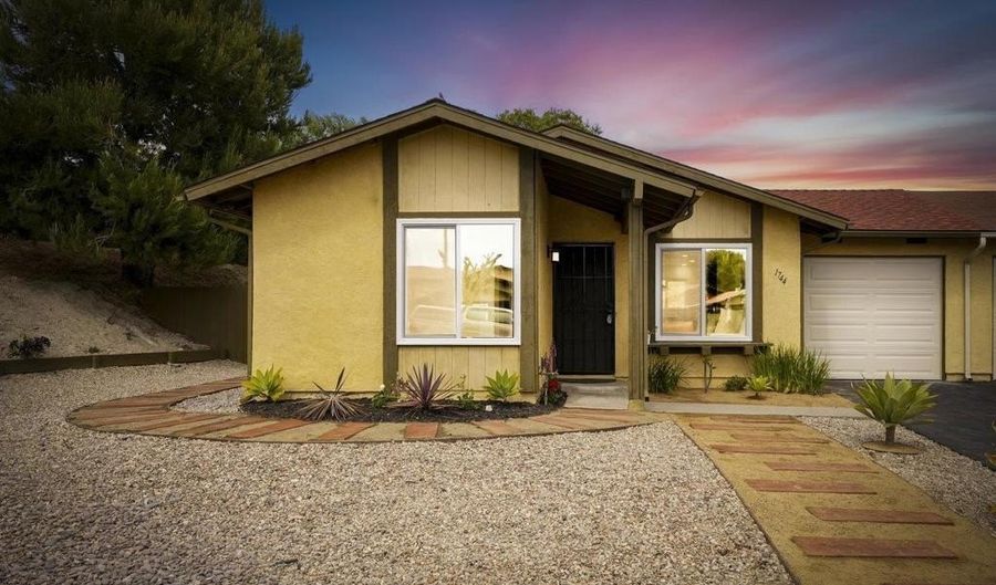 1744 Round Tree Dr, Oceanside, CA 92056 - 2 Beds, 1 Bath