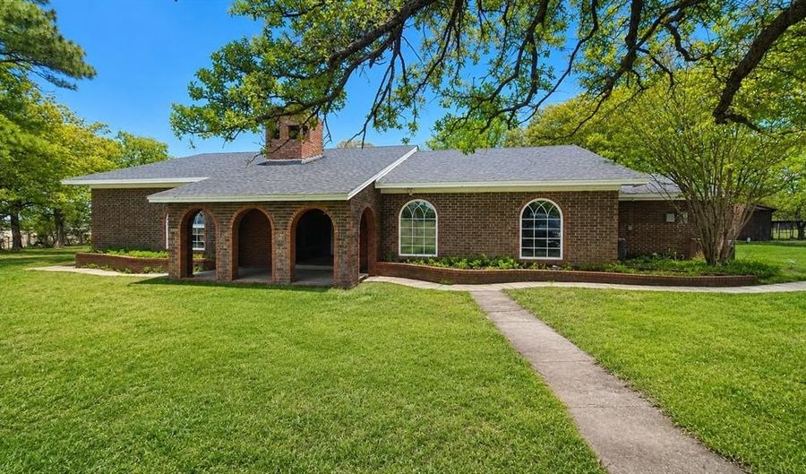 3452 Lindale Rd, Ardmore, OK 73401 - 4 Beds, 3 Bath