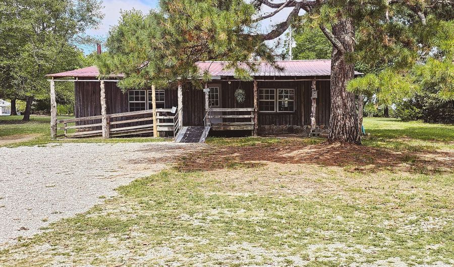 17355 Mo 19, Alton, MO 65606 - 2 Beds, 1 Bath