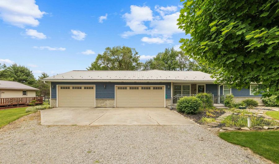 2841 County Road 36, Auburn, IN 46706 - 3 Beds, 2 Bath