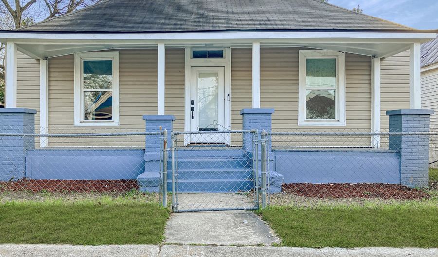 1742 Walker St, Augusta, GA 30904 - 3 Beds, 2 Bath