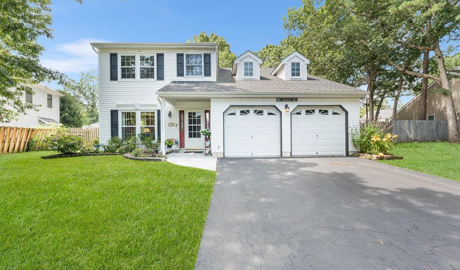 16 Tanglewood Dr, Barnegat, NJ 08005 - 3 Beds, 3 Bath