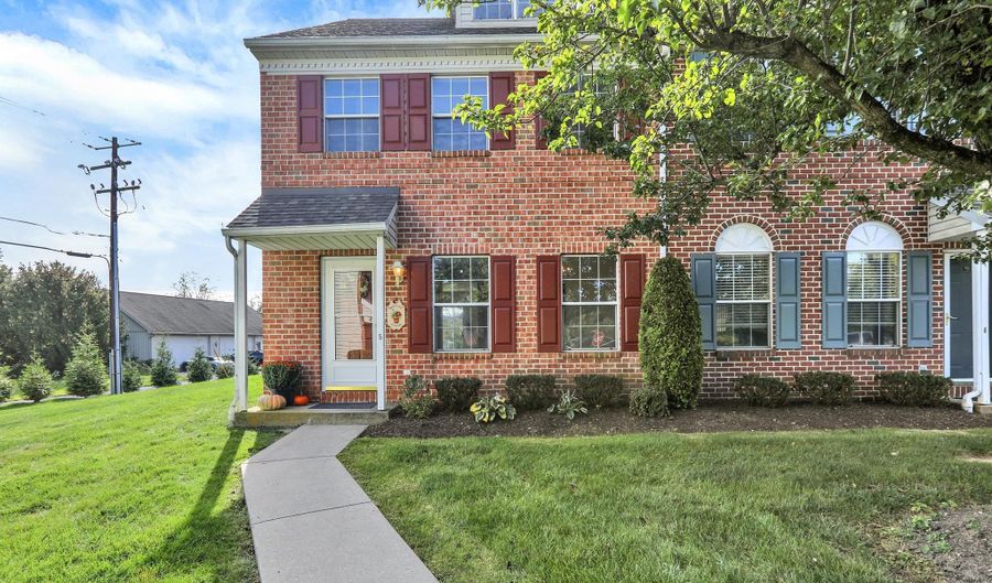 5 BECKET Ct, Reading, PA 19607 - 3 Beds, 2 Bath