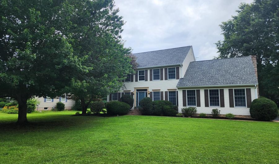 5 WATERWHEEL Cir, Dover, DE 19901 - 4 Beds, 3 Bath