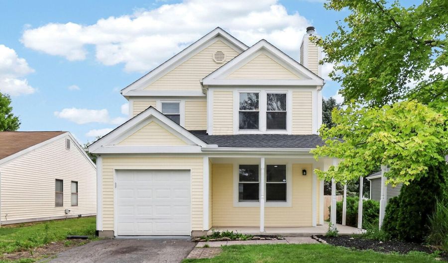 2425 Dunsworth Dr, Columbus, OH 43235 - 3 Beds, 2 Bath