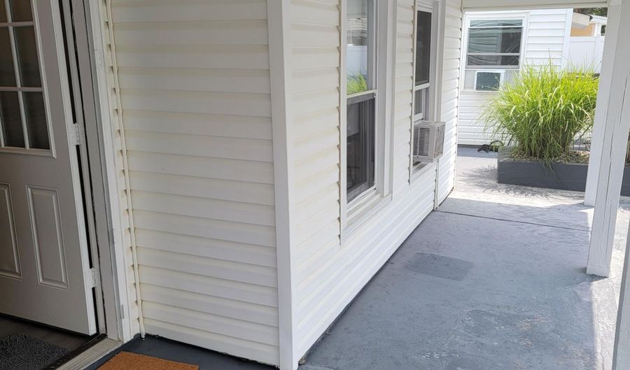 206 16th Ave Rear, Belmar, NJ 07719 - 2 Beds, 1 Bath