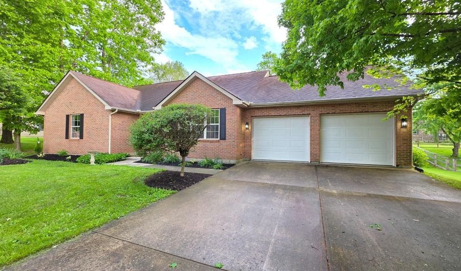7035 Sherman Dr, Aurora, IN 47001 - 3 Beds, 2 Bath