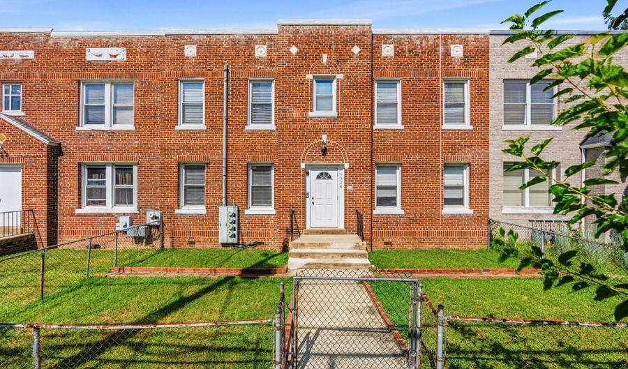 5324 4TH St NW 1, Washington, DC 20011 - 2 Beds, 1 Bath