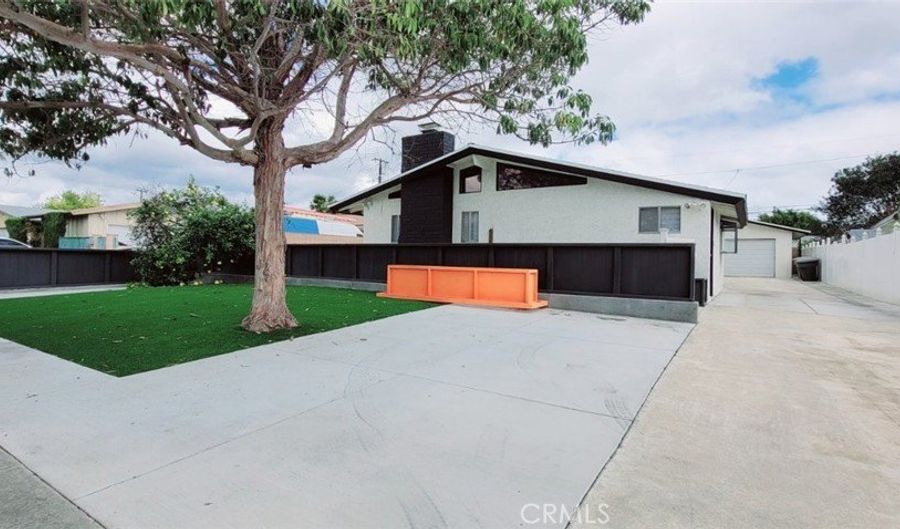 10632 Larry Dr, Anaheim, CA 92804 - 3 Beds, 2 Bath