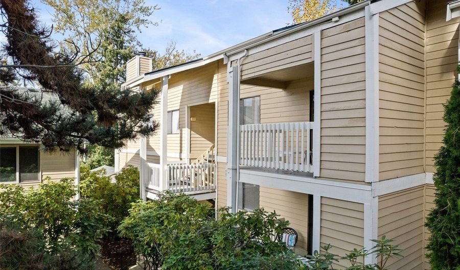 12840 SE 40th Court C5, Bellevue, WA 98006 - 2 Beds, 2 Bath