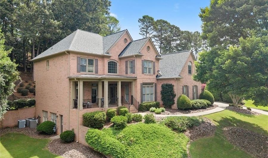 8475 High Hampton, Alpharetta, GA 30022 - 5 Beds, 5 Bath