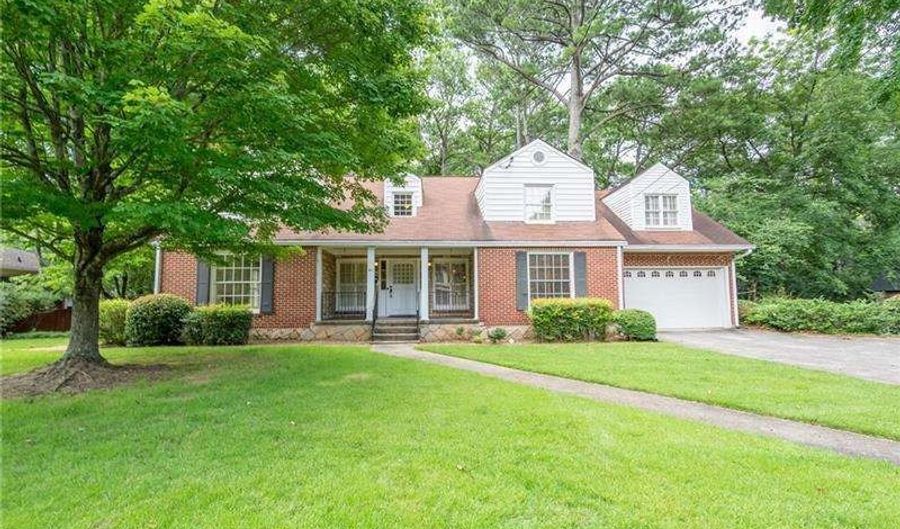 90 Clarendon, Avondale Estates, GA 30002 - 4 Beds, 3 Bath