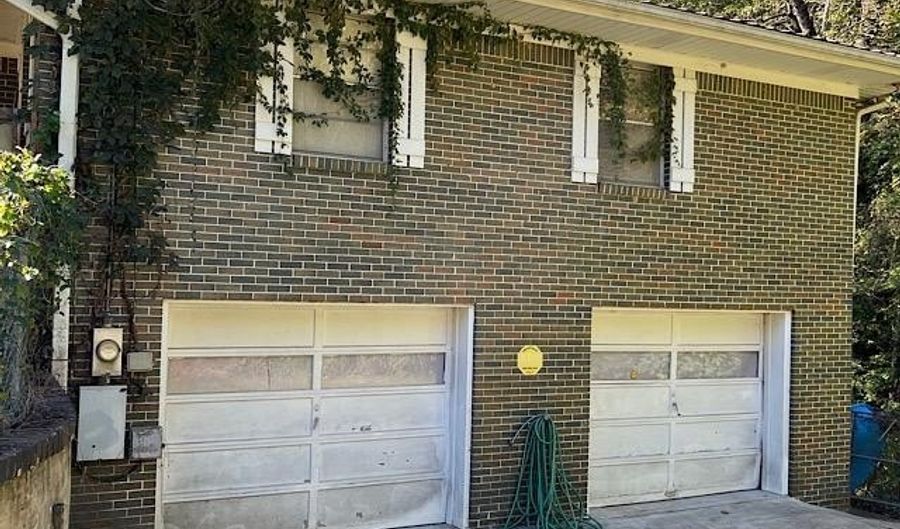 5453 ROBIN Cir, Adamsville, AL 35005 - 3 Beds, 2 Bath