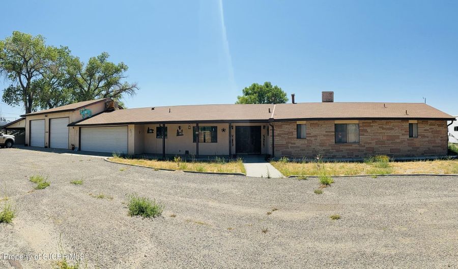 19 ROAD 5127, Bloomfield, NM 87413 - 6 Beds, 4 Bath