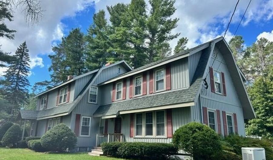 35 Dunning Blvd, Bangor, ME 04401 - 5 Beds, 4 Bath