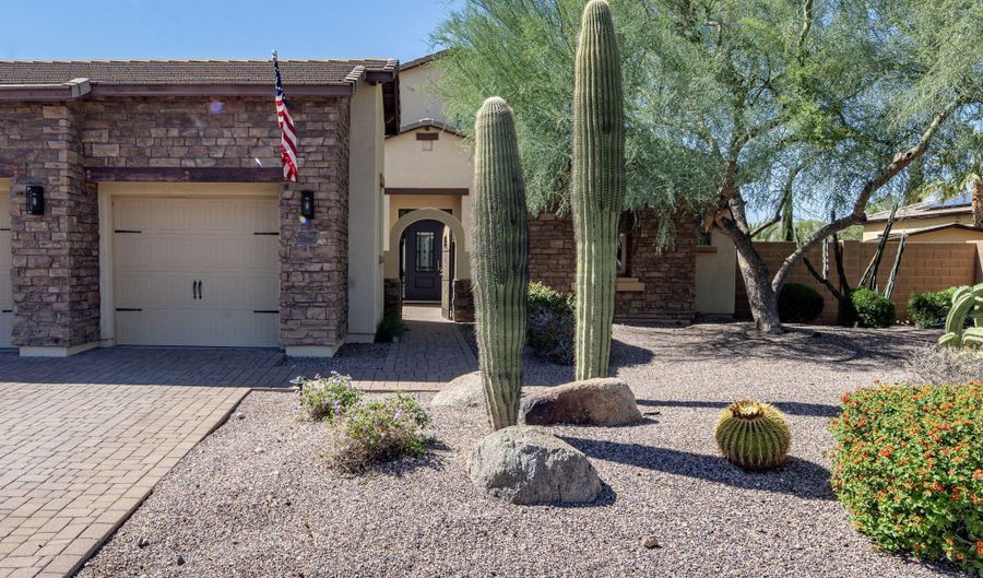 5216 E BARWICK Dr, Cave Creek, AZ 85331 - 5 Beds, 4 Bath