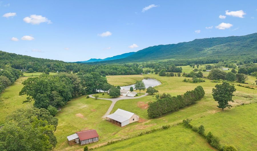 187 Burns Ln, Benton, TN 37307 - 3 Beds, 3 Bath