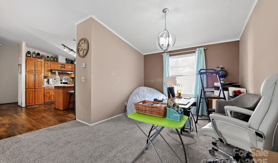 19 Morton Ln, Asheville, NC 28806 - 3 Beds, 2 Bath